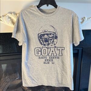 Tom Brady #12 Mens Large T Shirt Gray Short Sleeve